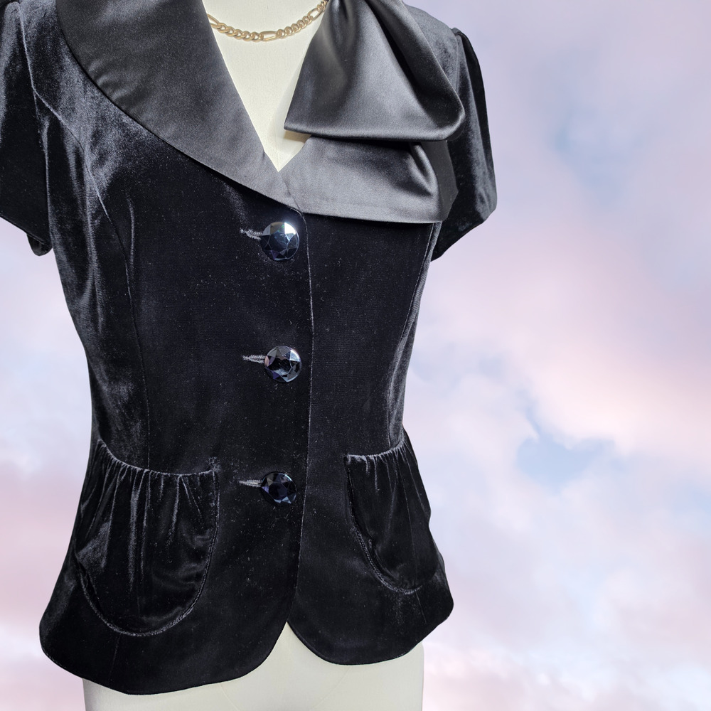 Vtg 90s Y2k NWT Cachet Black Velvet Button Up Formal Gothic Coquette Top Sz S - Picture 2 of 7